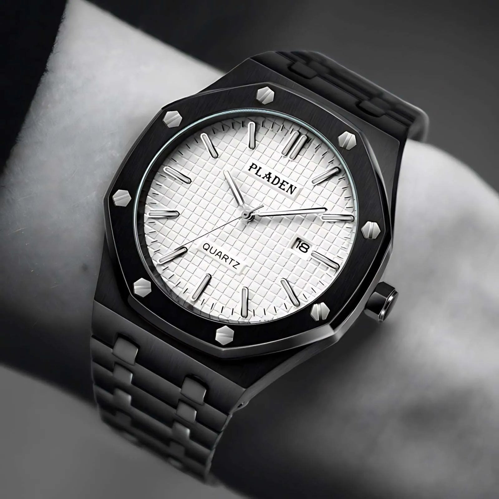 Classic Octa Quartz Watch – Integrated Steel 43mm-Pladen-Viva Timepiece
