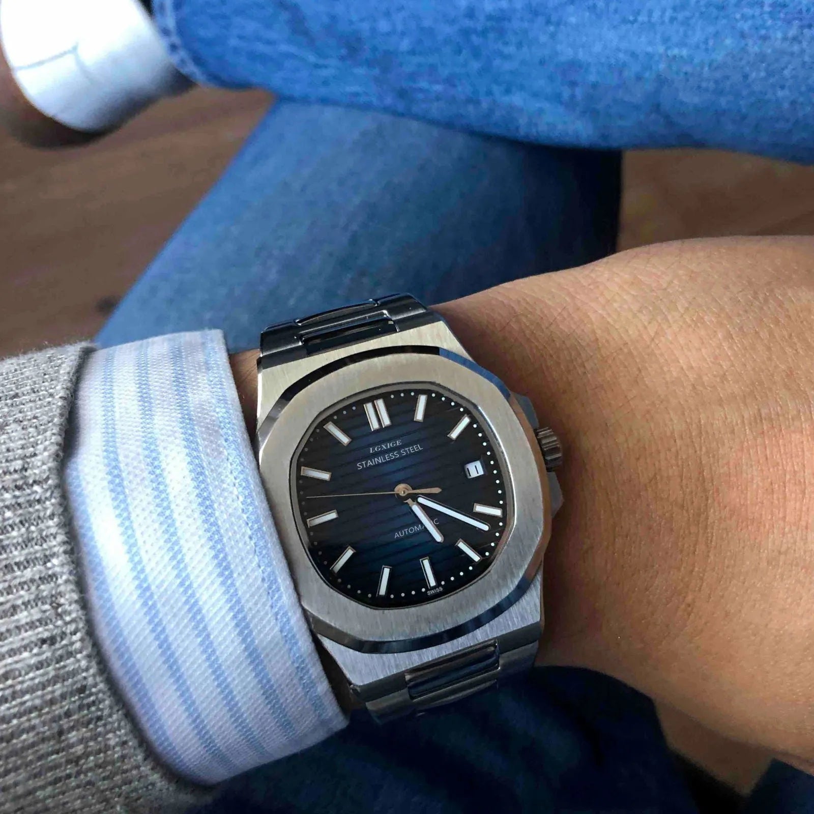 LGXIGE 40mm Automatic Classic Integrated Bracelet Watch – Sapphire Crystal, 316L Steel-LGXIGE-Viva Timepiece