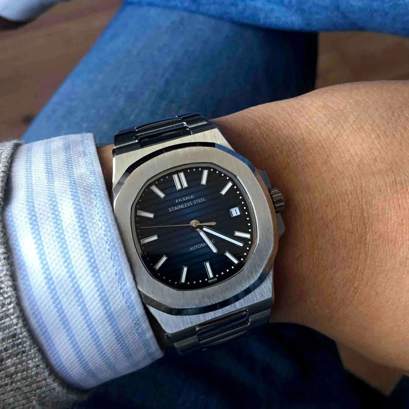 LGXIGE 40mm Automatic Classic Integrated Bracelet Watch – Sapphire Crystal, 316L Steel-LGXIGE-Viva Timepiece