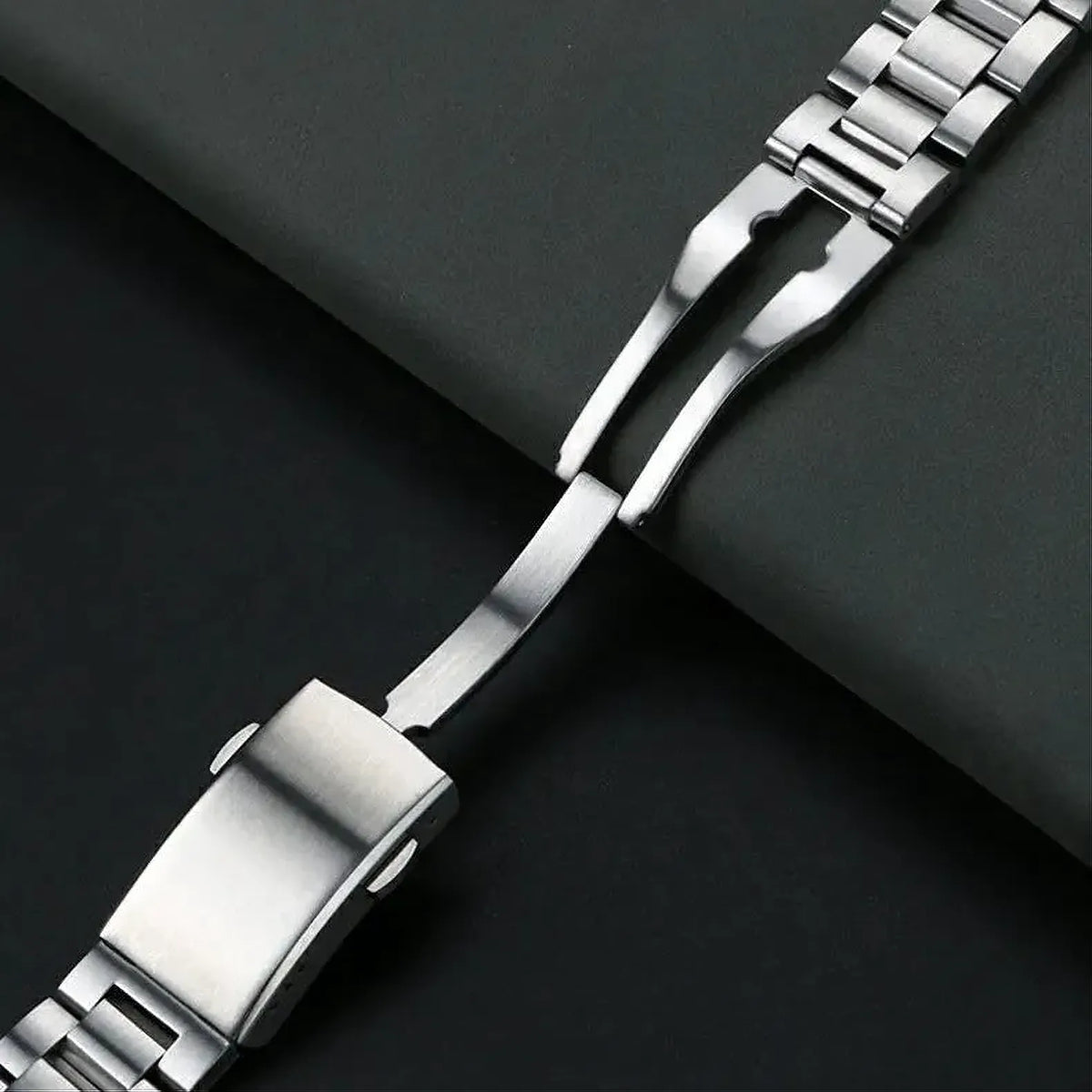 Stainless Steel Curved-End Watch Bracelet – Compatible with TAG Heuer Aquaracer 300 WAY211/WAY111-Watch Bands-ChronoCraft-Silver-21.5mm-43mm dial-Viva Timepiece