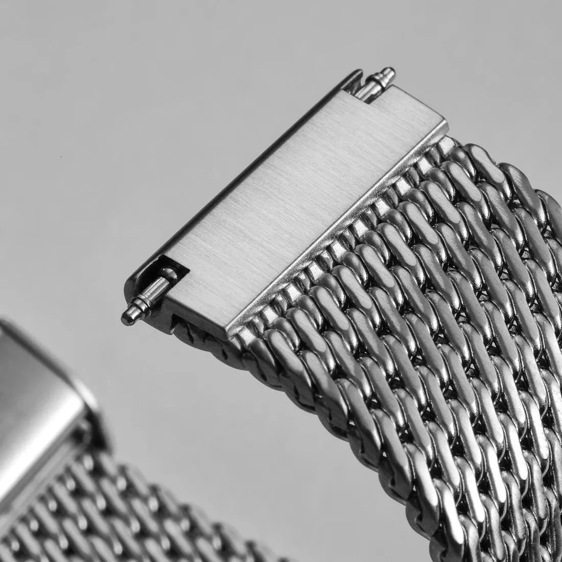Premium 316L Stainless Steel Milanese Mesh Watch Strap – Fold-Over Clasp (19mm–24mm)-VivaStraps-Viva Timepiece