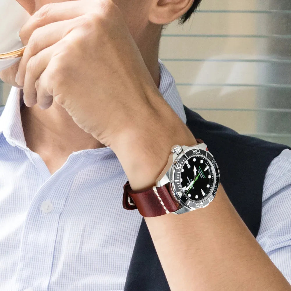 Vintage Oil Wax Cow Leather Watch Strap for Traditional Watches (20mm / 22mm / 24mm)-VivaStraps-Viva Timepiece