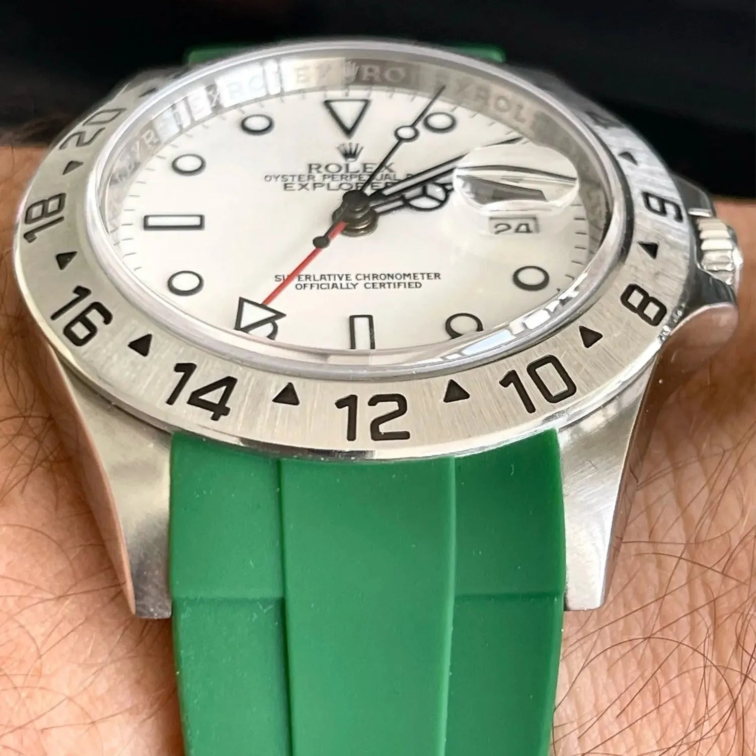 Curved-End Silicone Watch Strap with Butterfly Clasp – 20mm 21mm Integrated Fit-VivaStraps-Viva Timepiece